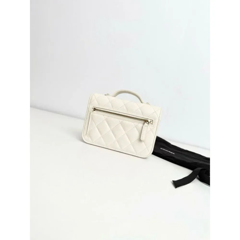 Chanel Women Pre-Loved Bag Very Good Condition